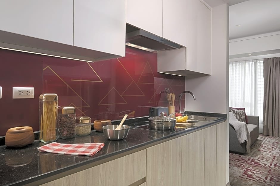 Фото Somerset Central Salcedo Makati