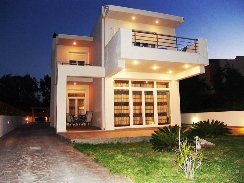 Гостиница Villa Stergos в Кремасти