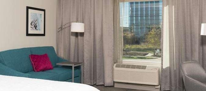 Фото Hampton Inn & Suites Chicago Schaumburg