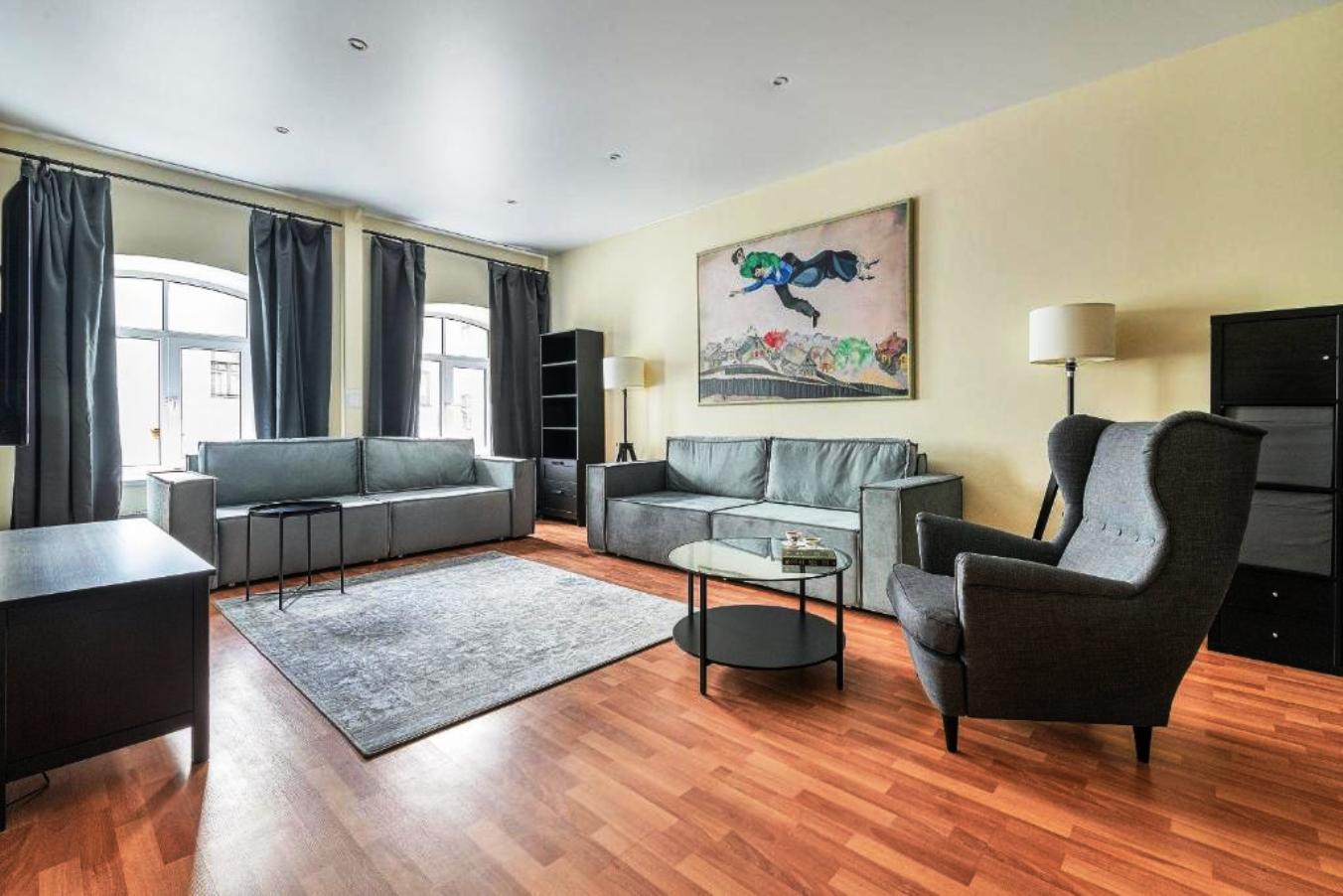 Фото Sutki Rent у Дворцовой Площади