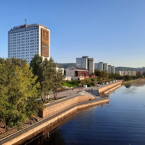 Внешний вид отеля Амакс Сити-отель в Красноярске, фото 3