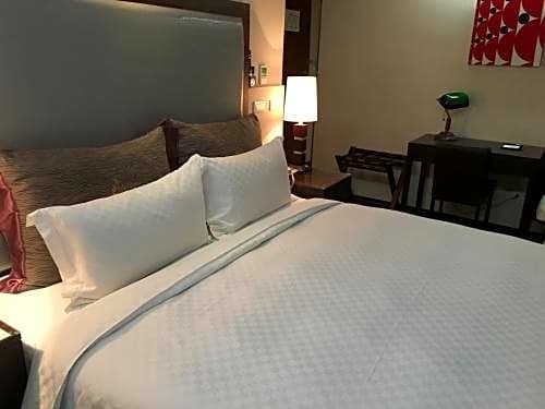 Фото Fuhau Hotel