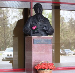 Валентин Михайловичу Буянов (Bakinskaya Street, 26), monument, memorial