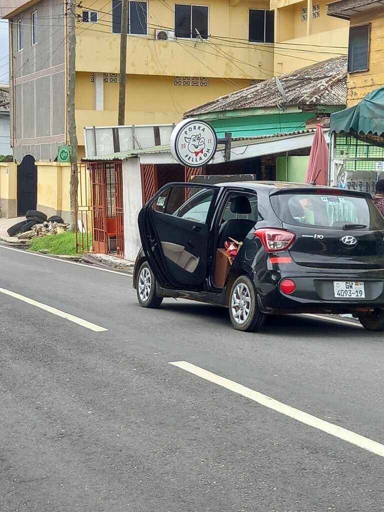 Bar, pub Porka fella gh, Accra, photo