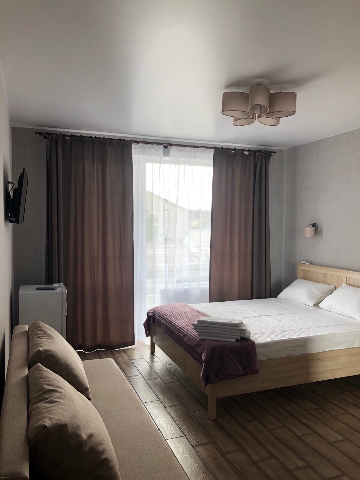 Фото Аполлинария