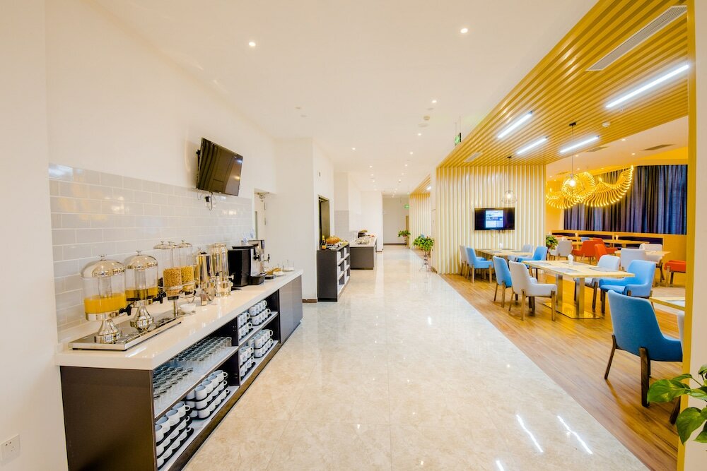 Фото Holiday Inn Express Yinchuan Downtown
