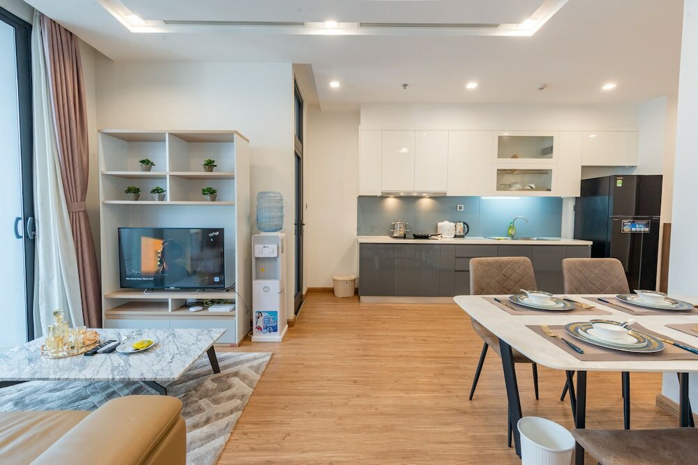 Фото La Rosa Vinhomes Metropolis