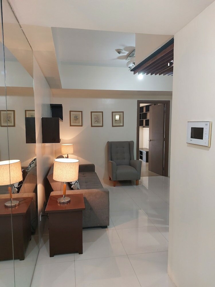 Фото Henry's Newport