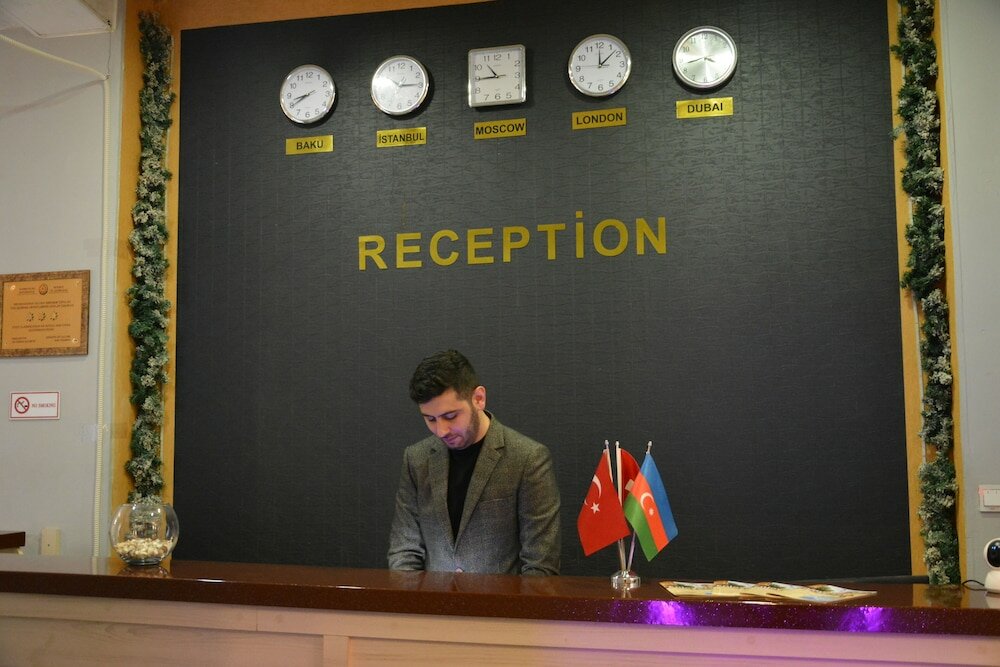 Фото Perron Hotel