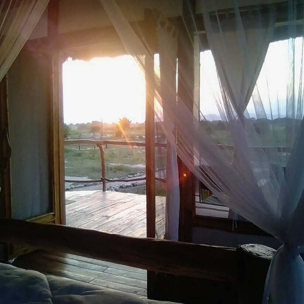 Фото Kazinga Wilderness Safari Camp