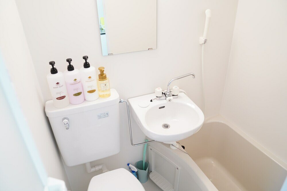 Фото Metro Hanazonocho Apartment 2