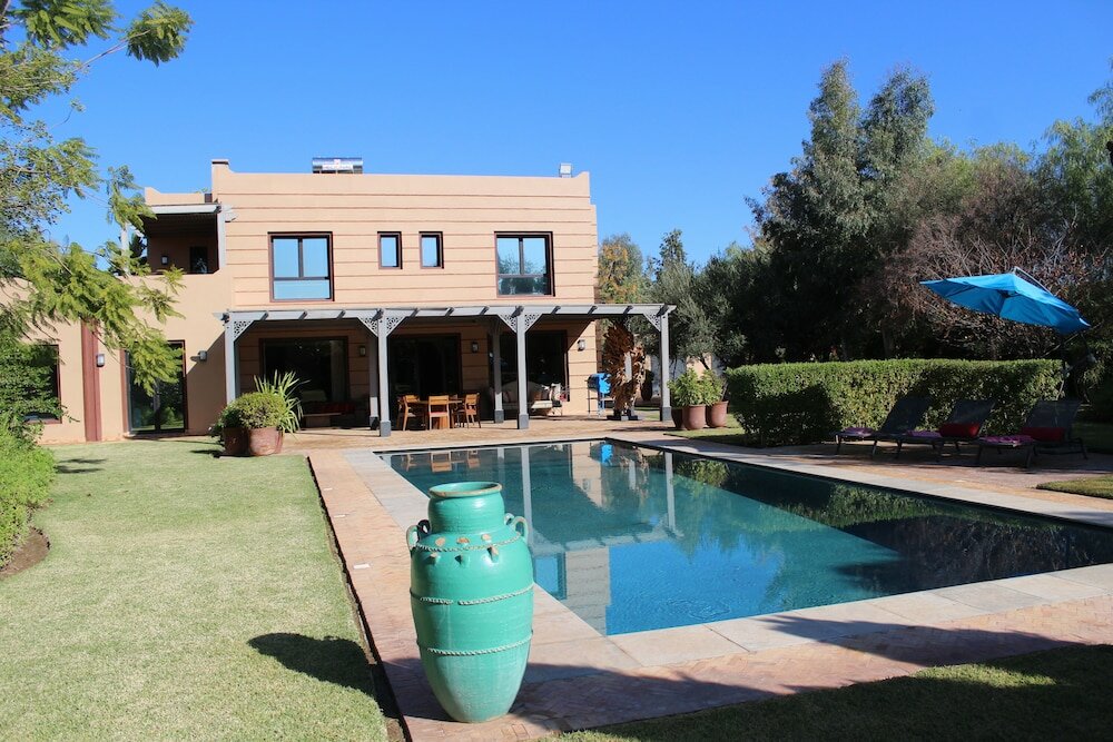 Фото Heliconia Park