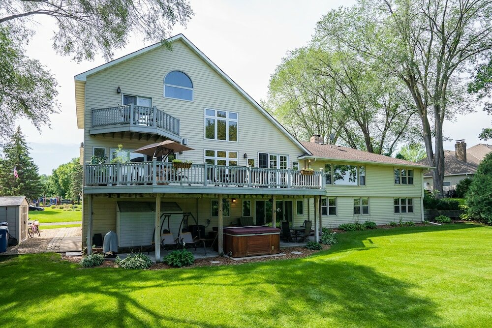 Фото Manor on the River - Whole House