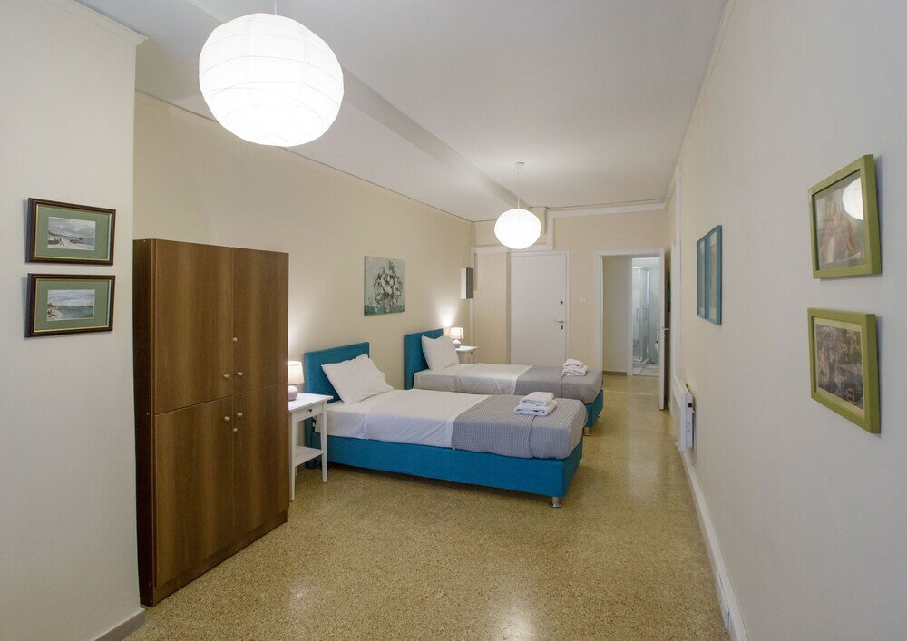 Фото Central apartment on pedestrian street