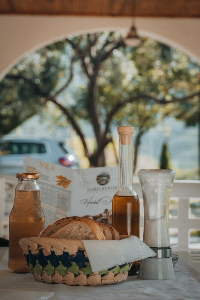 Фото Lord Byron Guesthouse