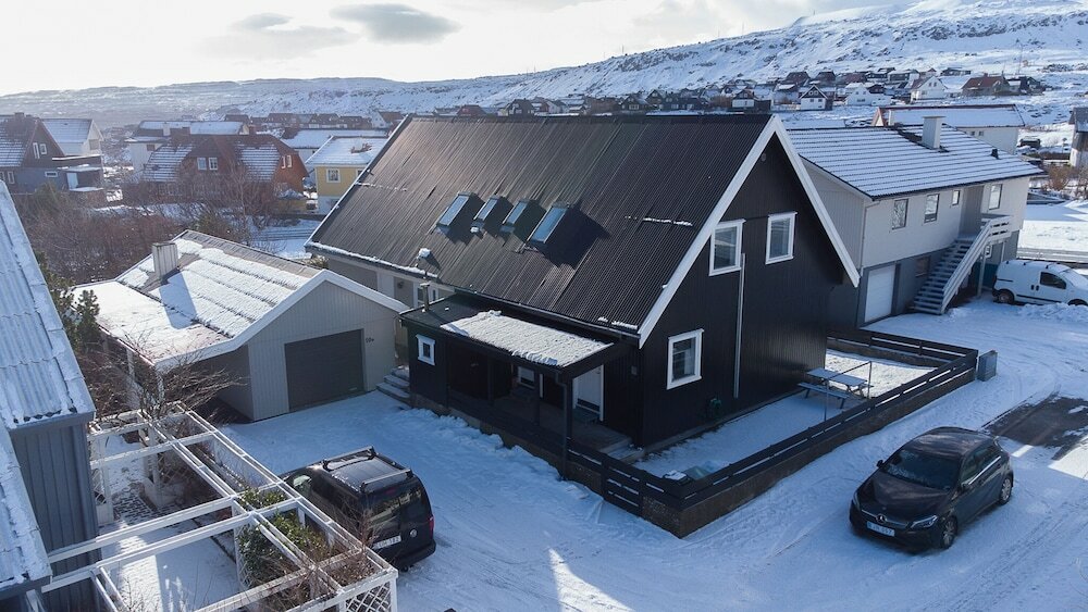 Фото 3br - Townhouse - Free Parking -Tórshavn