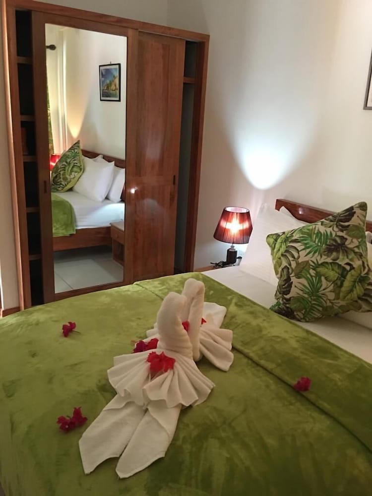 Фото Creole Breeze Self Catering Apartments