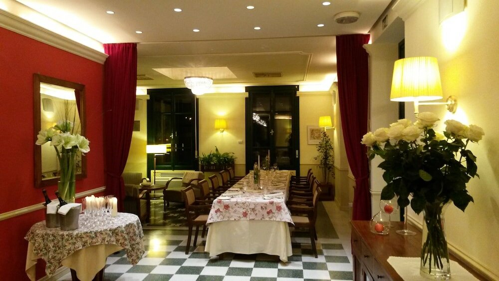 Фото Hotel Dobra Vila