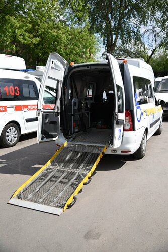 Бисексуалы күйеуі мен әйелі бейне