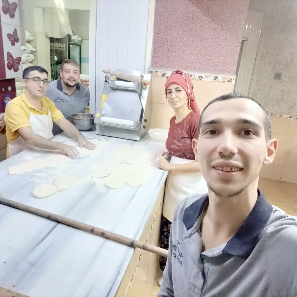 Cafe Birtat Pide Hall, Efeler, photo