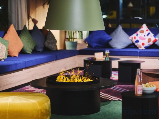 Фото Moxy Annecy