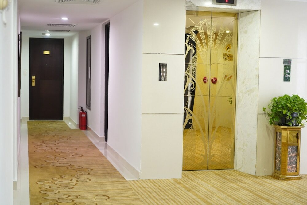 Фото Baoson International Hotel