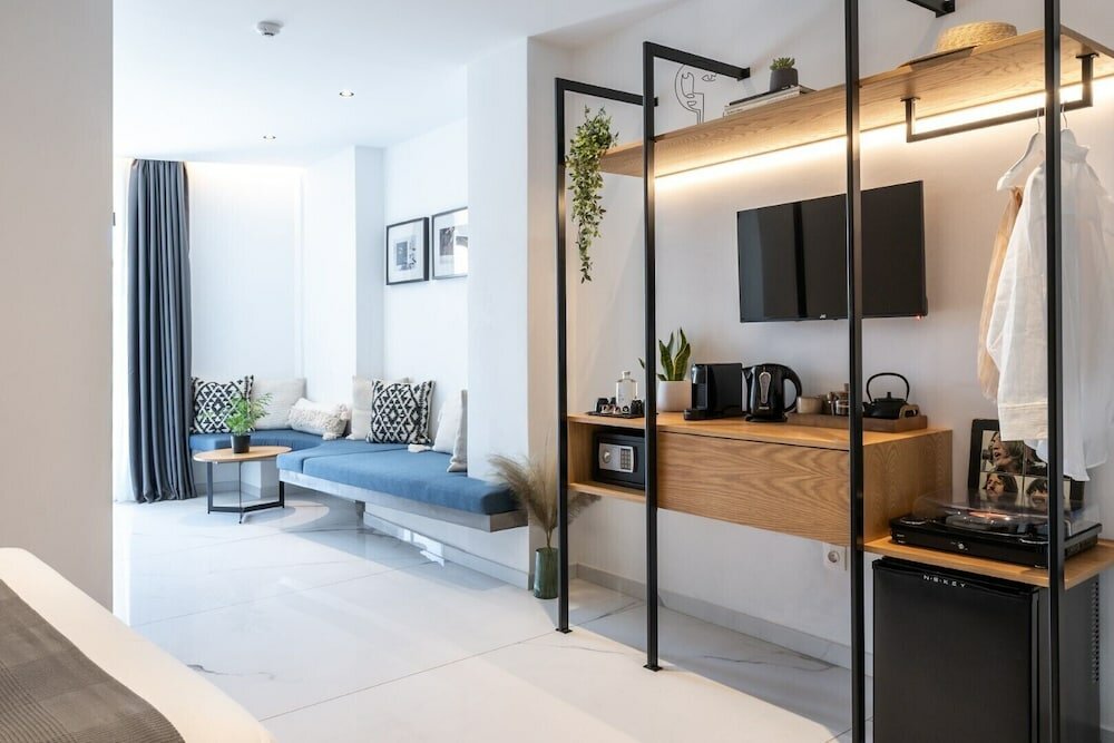 Фото Melo Athens