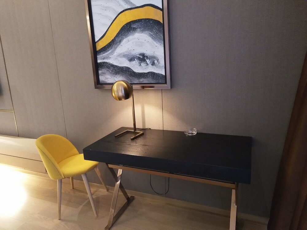 Фото Manhattan Langde Apartment