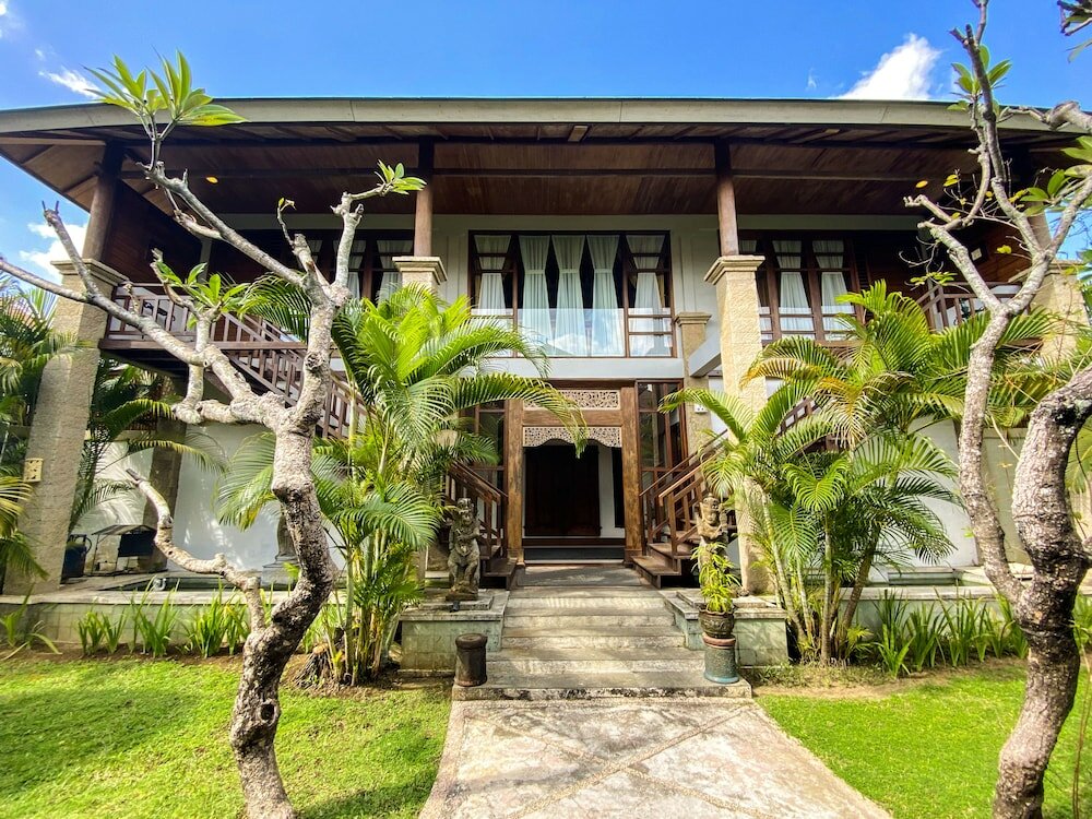 Фото Desamuda Village