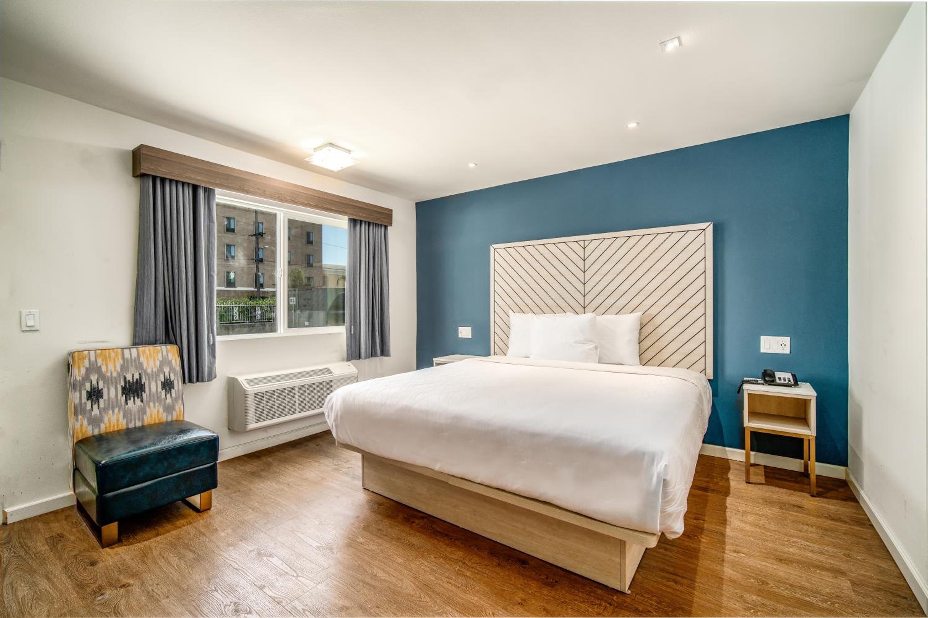 Фото Trend Hotel at Lax Airport