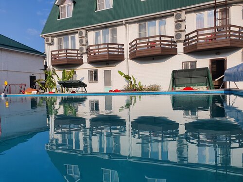 Гостиница Южная ночь в Джубге