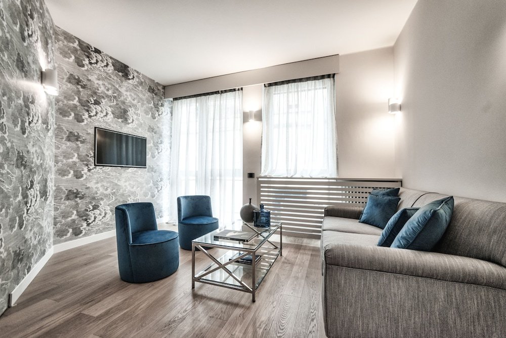 Фото Suites&Atelier Lake Como