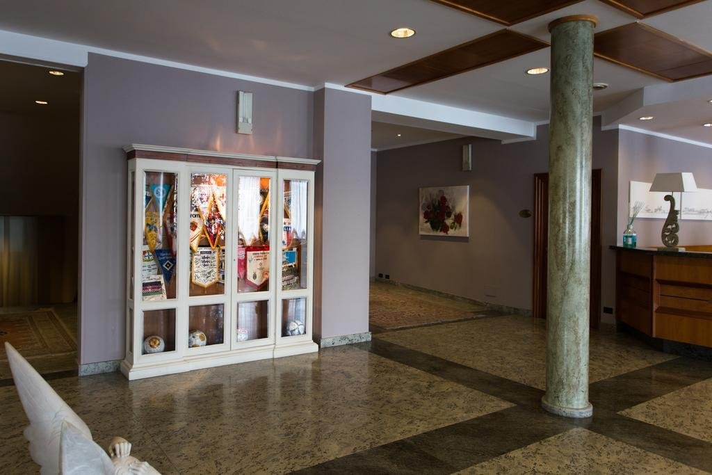 Фото Air Palace Hotel