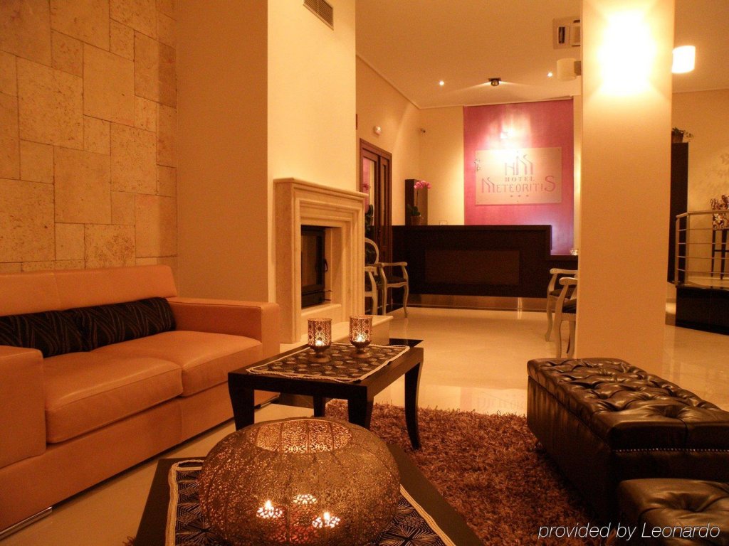 Фото Meteoritis Hotel
