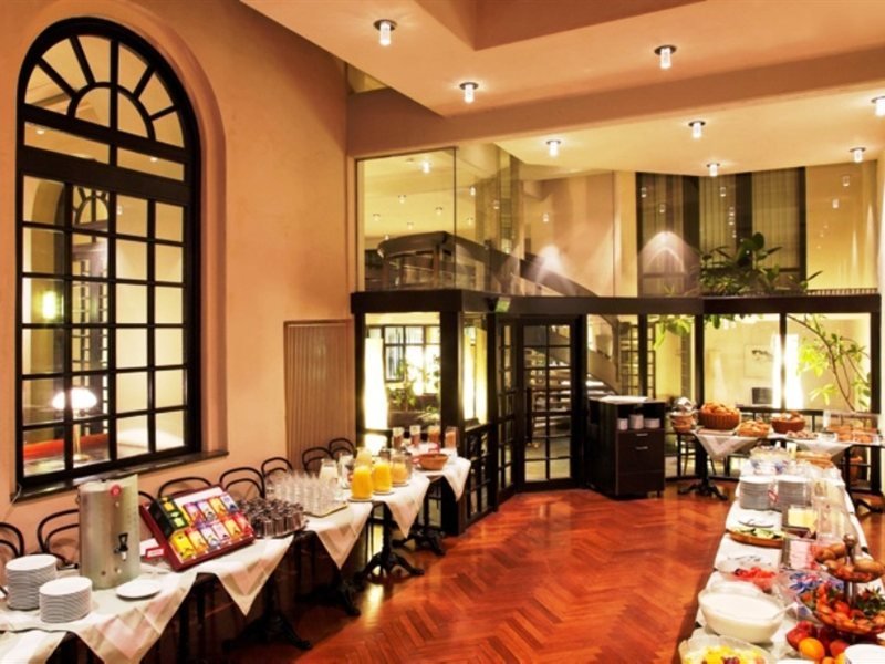 Фото Hotel Central