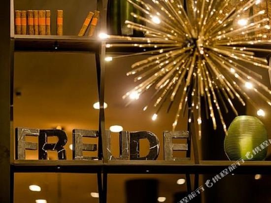 Фото Motel One Bonn - Beethoven