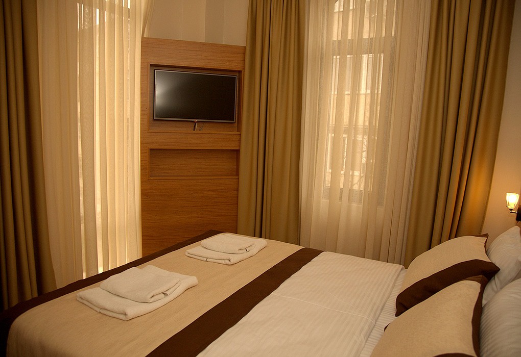 Фото Leon Boutique Hotel