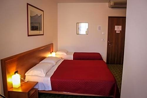 Фото Hotel Centrale