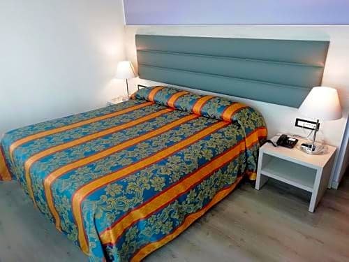 Фото Hotel Kristall