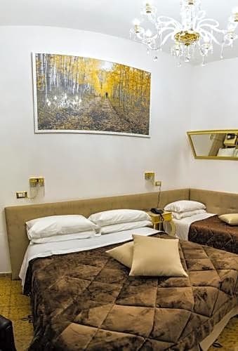 Фото Hotel Des Artistes