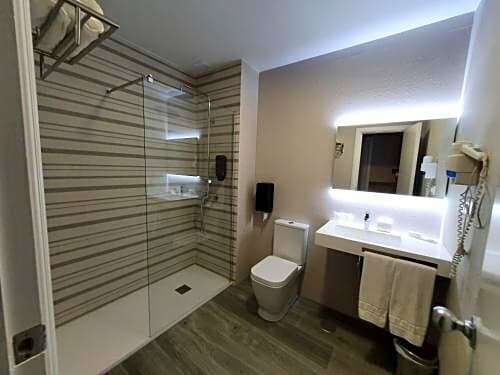 Гостиница Hotel Azar в Эстремадуре