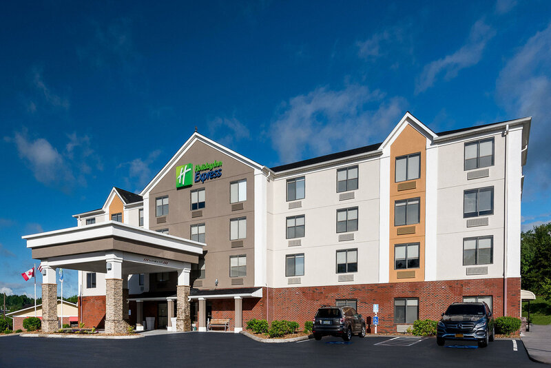 Гостиница Holiday Inn Express Hillsville, an Ihg Hotel