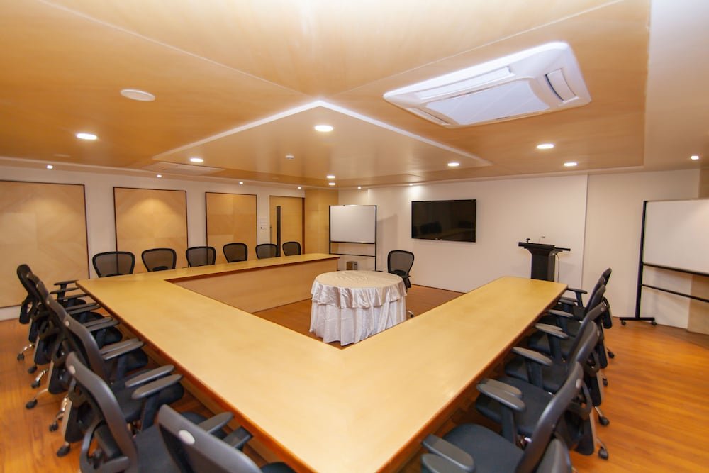 Фото Zion - A Luxurious Hotel