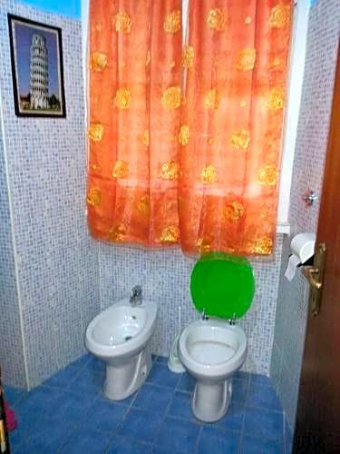 Фото Roxena House