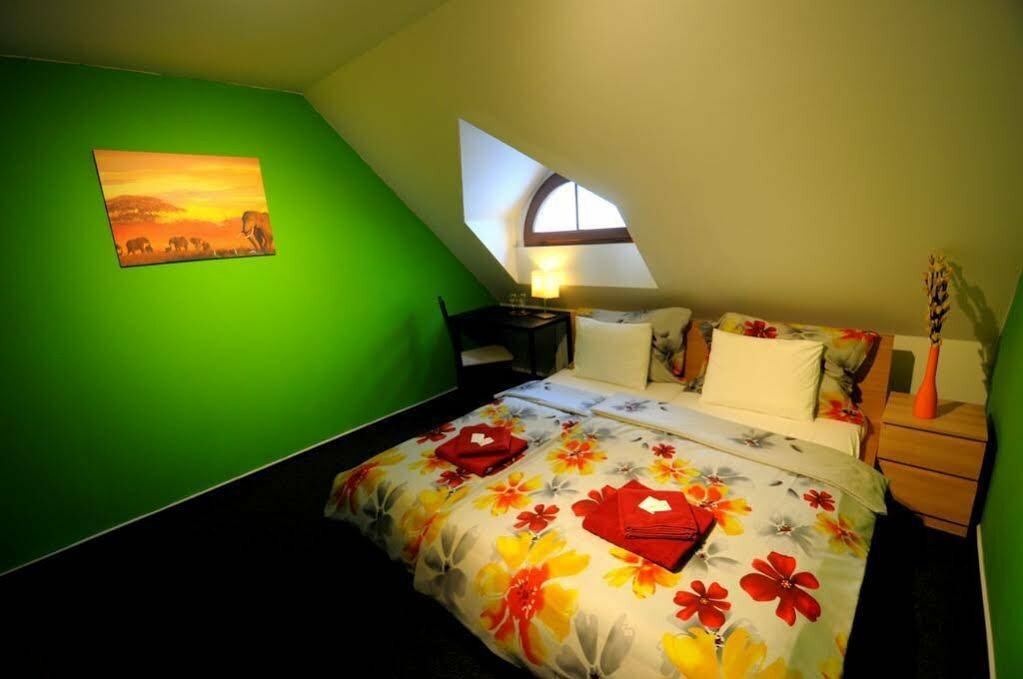 Hotel Hostel John Galt, Brno, photo