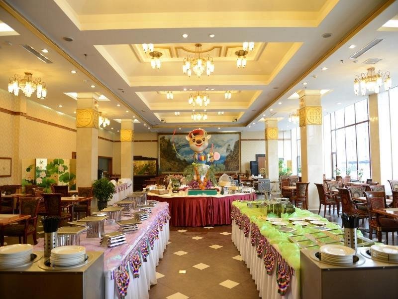 Фото Yanbian Baishan Hotel