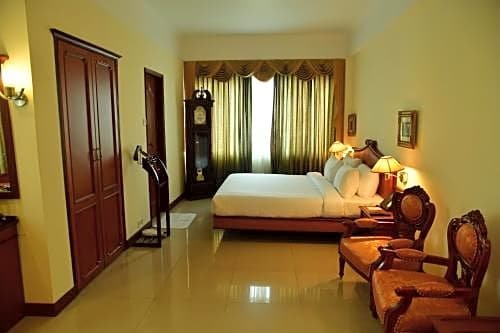 Фото Maurya Rajadhani