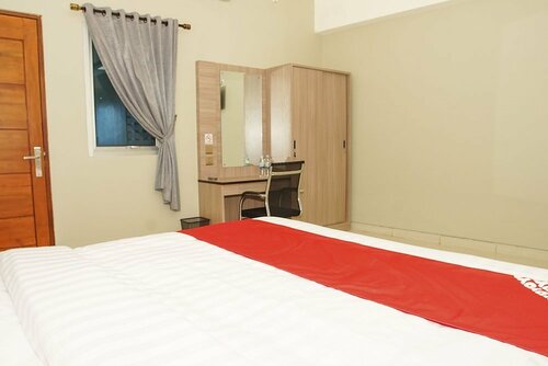 Гостиница Oyo 185 Roriz House в Провинции Южная Суматра