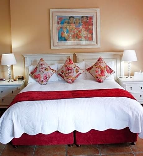 Фото Riversong Guest House