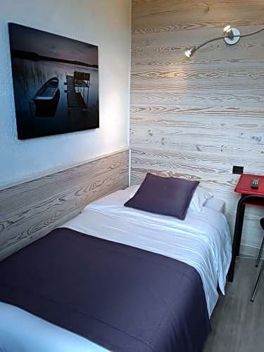 Фото Hôtel du Midi